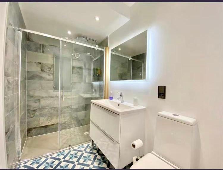Plymouth Hoe - Stunning 2 Bedroom Lower Ground Floor Apartment Exterior foto